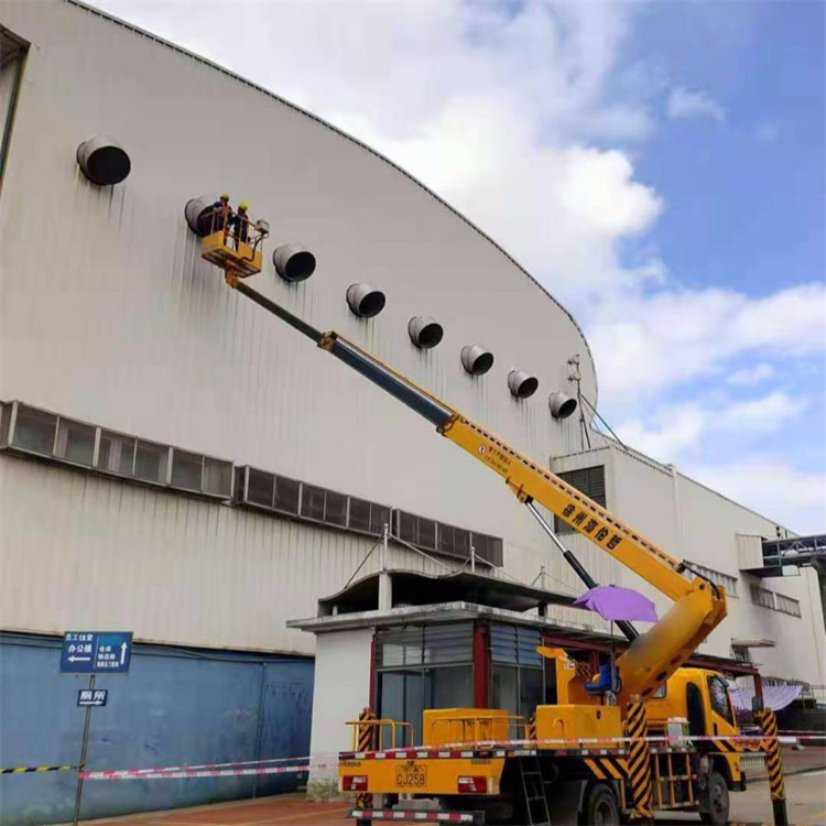 澄迈高空作业车出租服务：专业广告牌安装解决方案